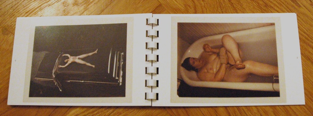 Book #141, 1969, Polacolor Type 108. Links: Hannes Fuchs, rechts: Brigid Berlin (Foto: Marlene Obermayer)